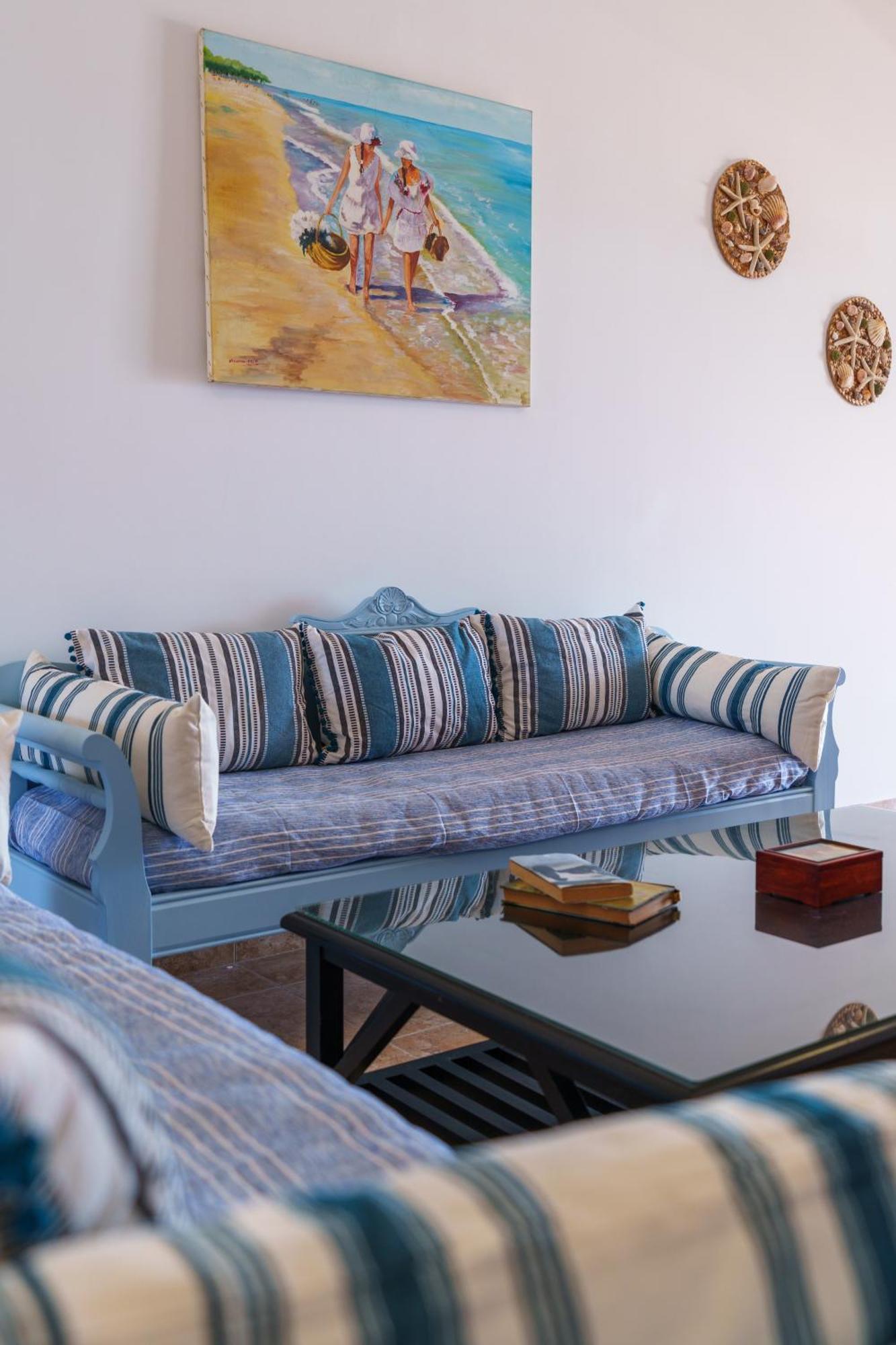 Apartment Blue Eyes Monolithos (Santorini)